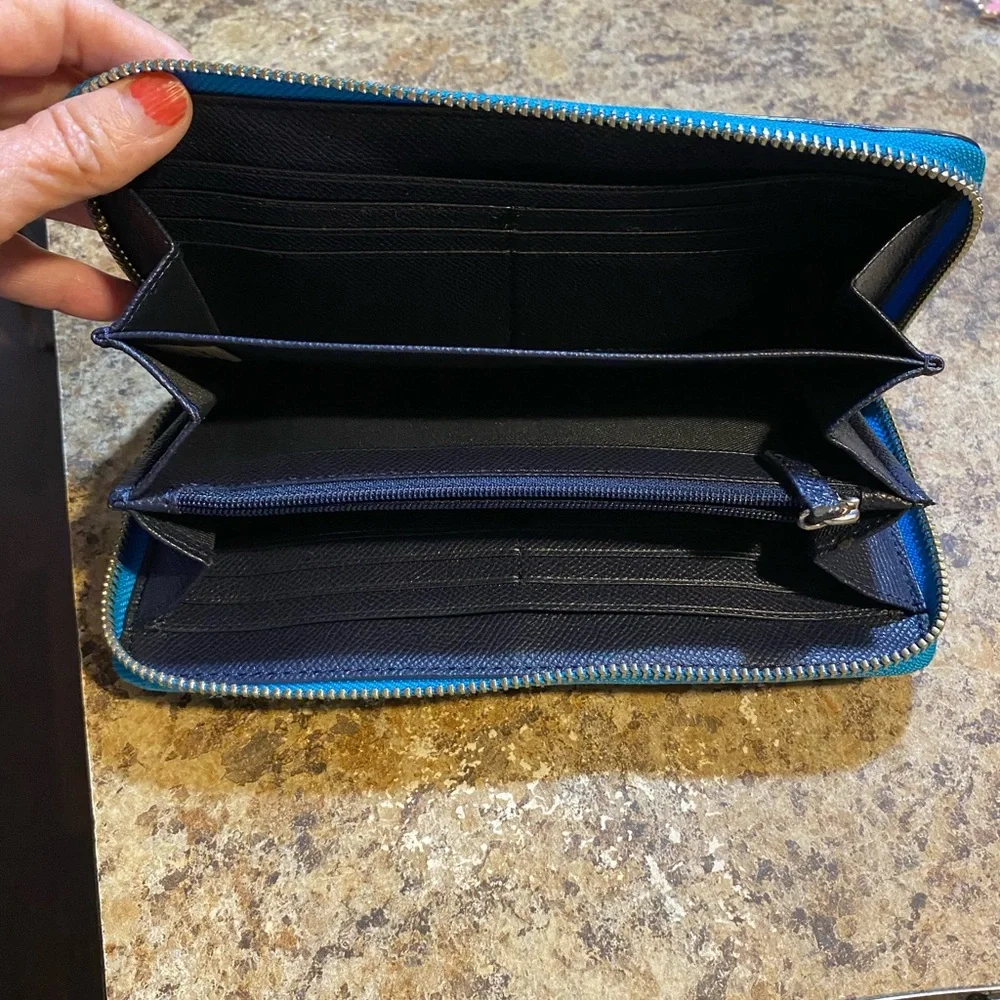 Coach Blue and Black Leather Wallet - Picture 5 of 5